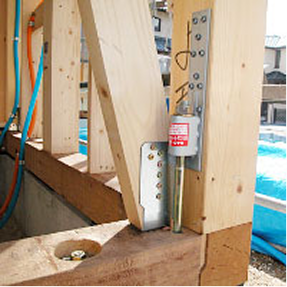 ホールダウン金物